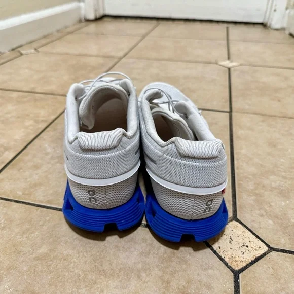 On Running White and Blue Athletic Shoes with CloudTec Cushioning - Picture 2 of 7